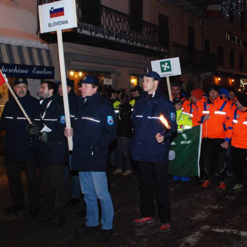 Sfilata e discorsi Autorit‡ (CIMONE 2011) n. 28 / 60649