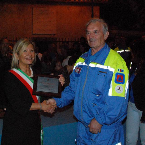 Consegna Attestati di ringranziamento (Grado) n. 95 / 29431