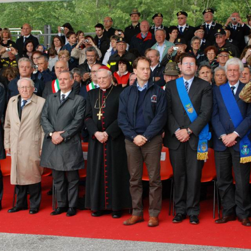 Inaugurazione monumento Gemona del Friuli n. 14 / 64875