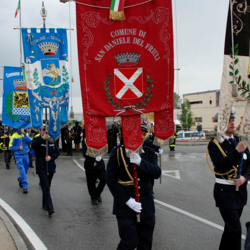 Inaugurazione monumento Gemona del Friuli n. 15 / 64876