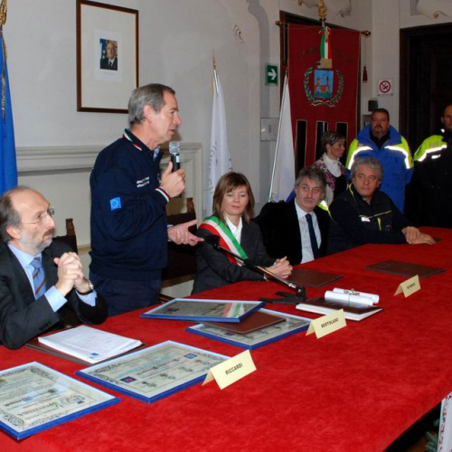 Conferimento Cittadinanza Onoraria" n. 60""onferimento "Cittadinanza On""nferimento "Cit""fer" / 45870