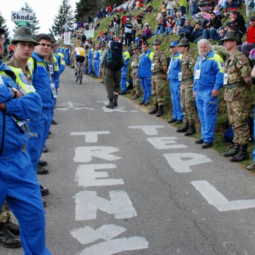 Foto 15™ tappa Mestre - Monte Zoncolan" del 93∞ Giro d'Italia 47""oto 15™ tappa "Mestre - Monte Zoncolan" del 93∞ G""to 15™ tappa "Mestre - Monte Zonco""o 15™ tappa "Mestre "" 15™ ta" / 52030