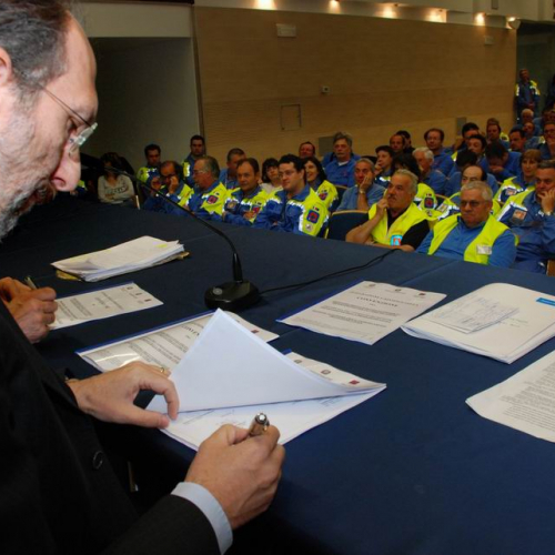 Foto Firma Convenzione 24 / 50835