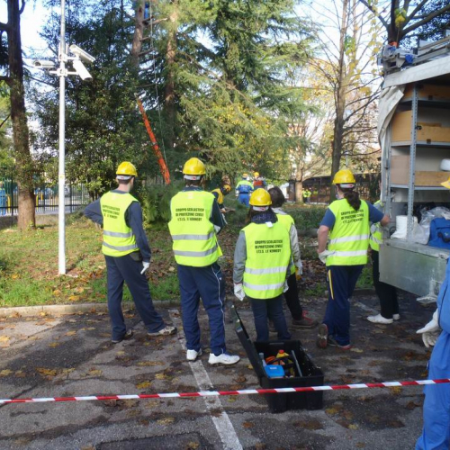 Foto attivit‡ J.F.Kennedy n. 18 / 58815