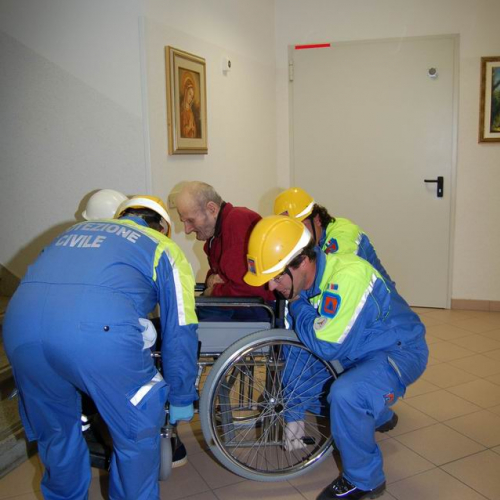 037 Procedure di evacuazione / 12244