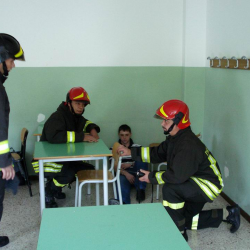 Foto Evacuazione Complesso scolastico Tolmezzo 5 / 39875