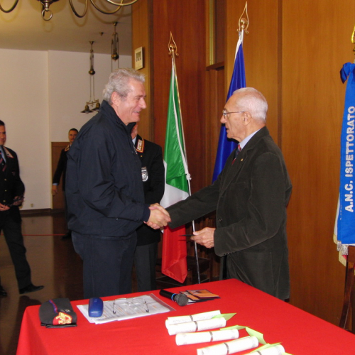 Consegna della tessera al Direttore Berlasso n. 8 / 87685