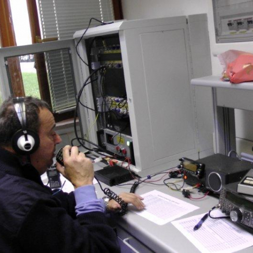 Sala radio Palmanova 1.jpg / 88102