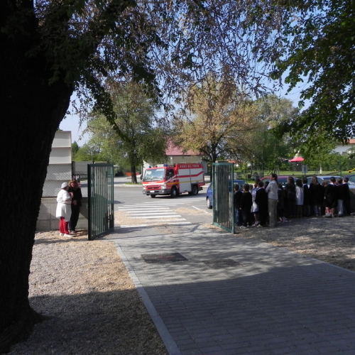Prova di evacuazione n. 14 / 80326