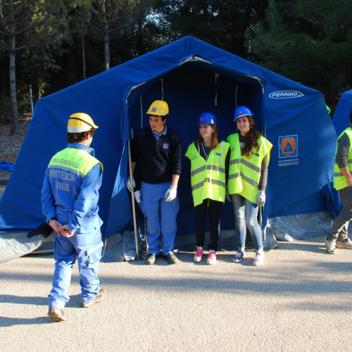 Stage 2012: montaggio tendopoli n. 42 / 77305
