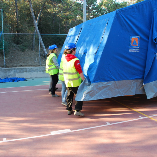 Stage 2012: montaggio tendopoli n. 48 / 77311