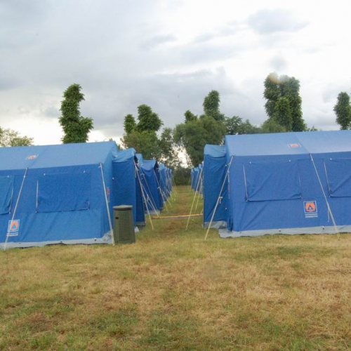 Tendopoli 002 / 11578